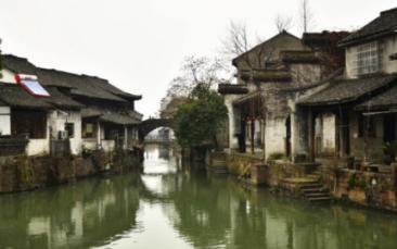 有什么保暖且显瘦的穿搭？游戏画面
